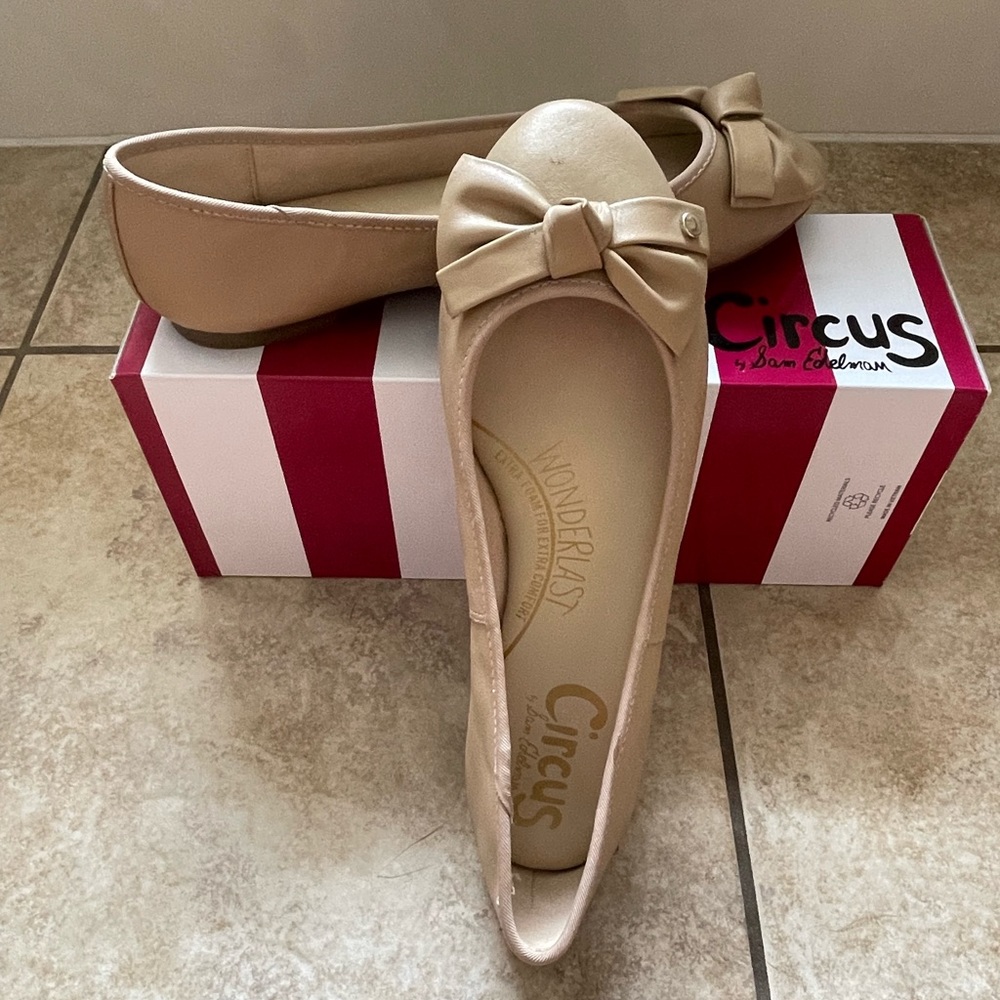 Sam Edelman Nude Color Flats